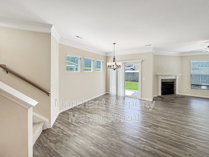 106 Muir Way property image