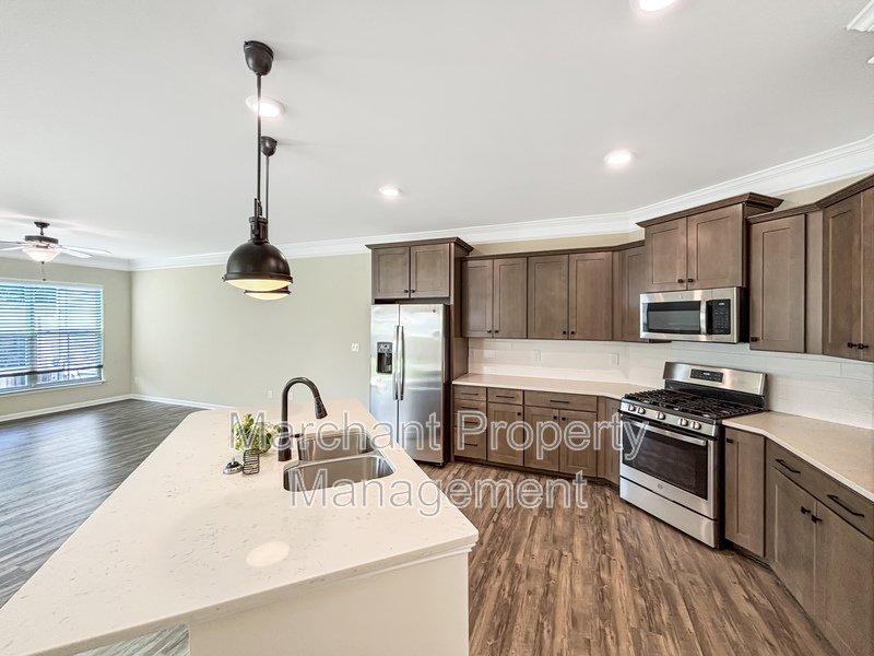 106 Muir Way property image
