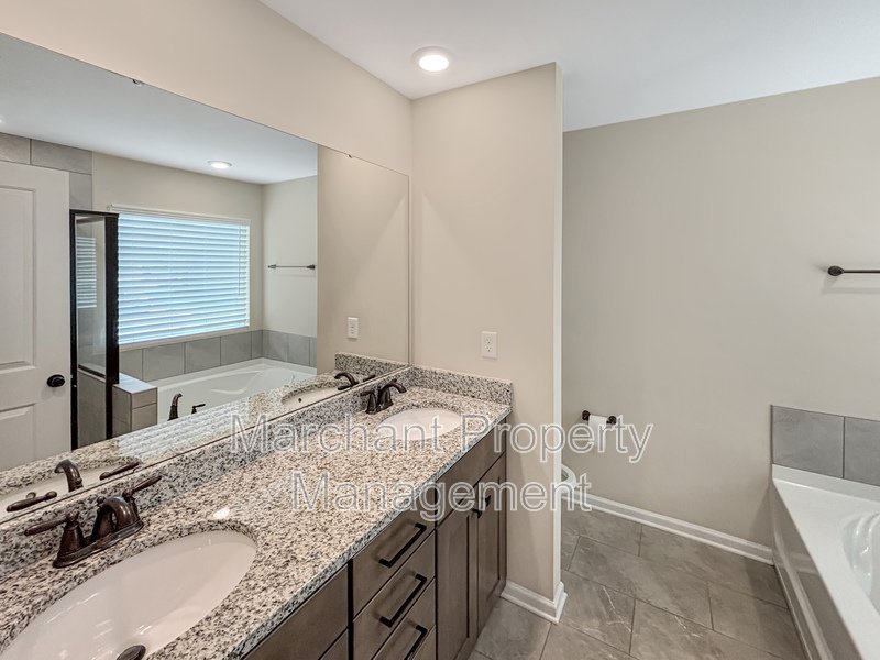 106 Muir Way property image