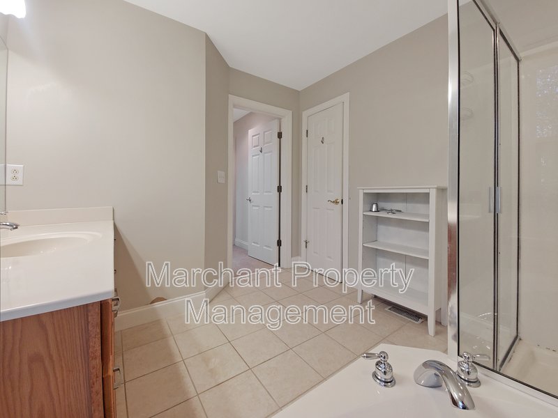 Hidden gem in Half Mile Lake property image