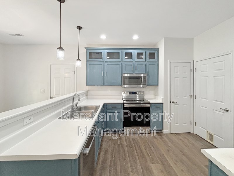 110 Golden Crest Court property image