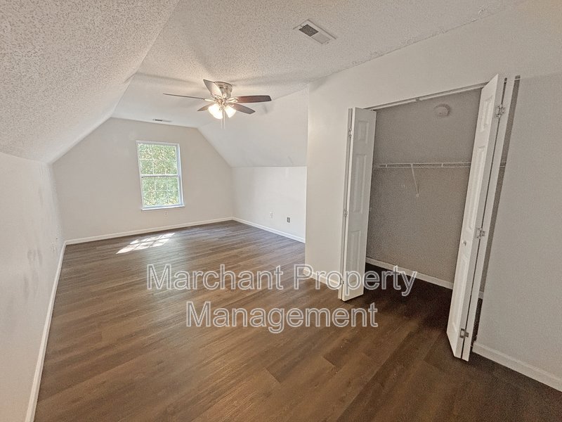 110 Golden Crest Court property image