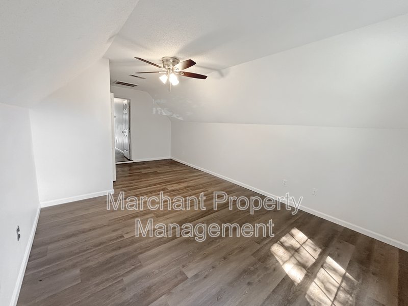 110 Golden Crest Court property image