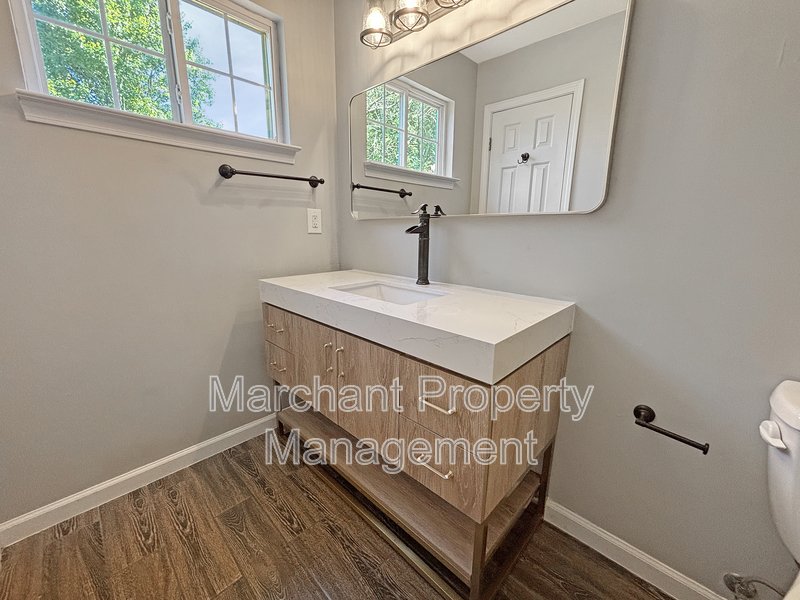 110 Golden Crest Court property image