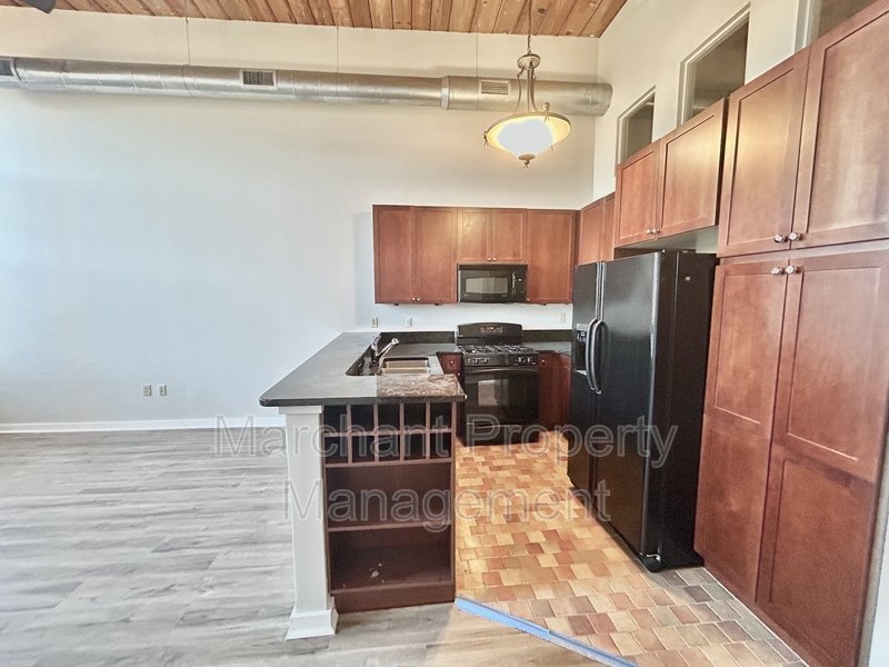 Don't miss the opportunity to call this condo your home! property image