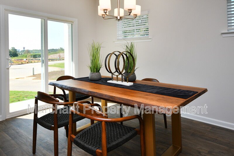 27 English Court property image