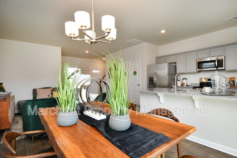 27 English Court property image