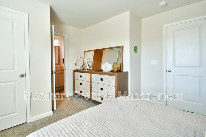 27 English Court property image