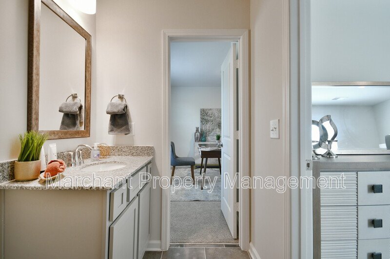 27 English Court property image