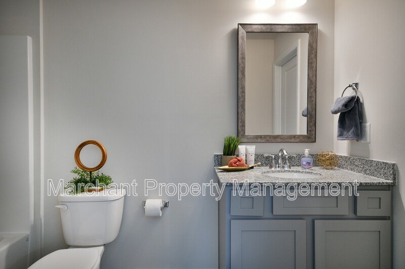 27 English Court property image