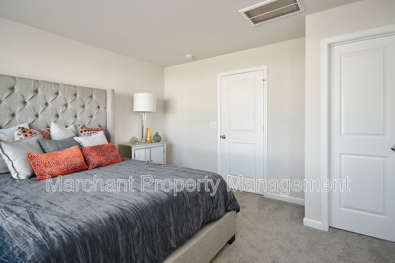 27 English Court property image