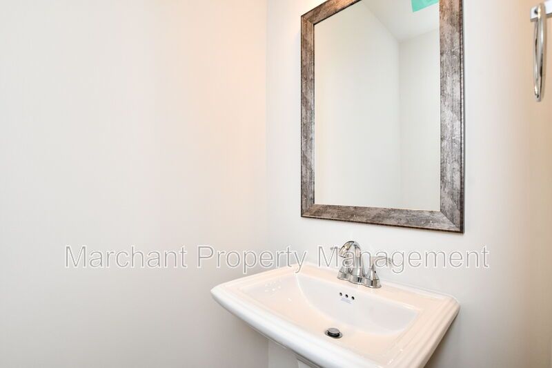 27 English Court property image