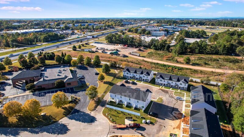 27 English Court property image