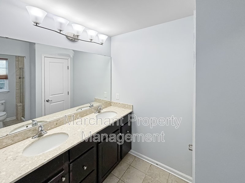 3BR, 2.5BA located close to 385 & Woodruff R property image