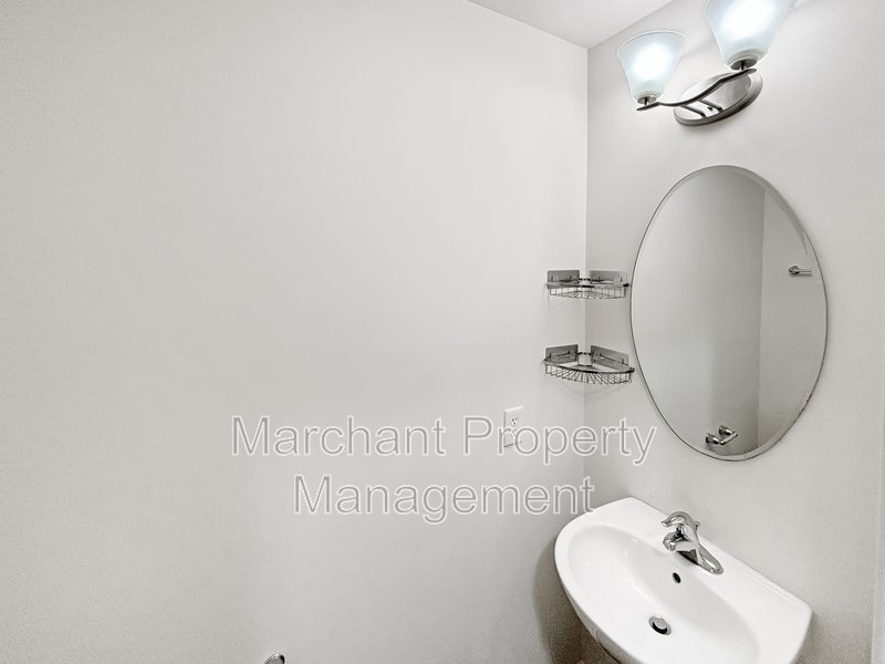 3BR, 2.5BA located close to 385 & Woodruff R property image