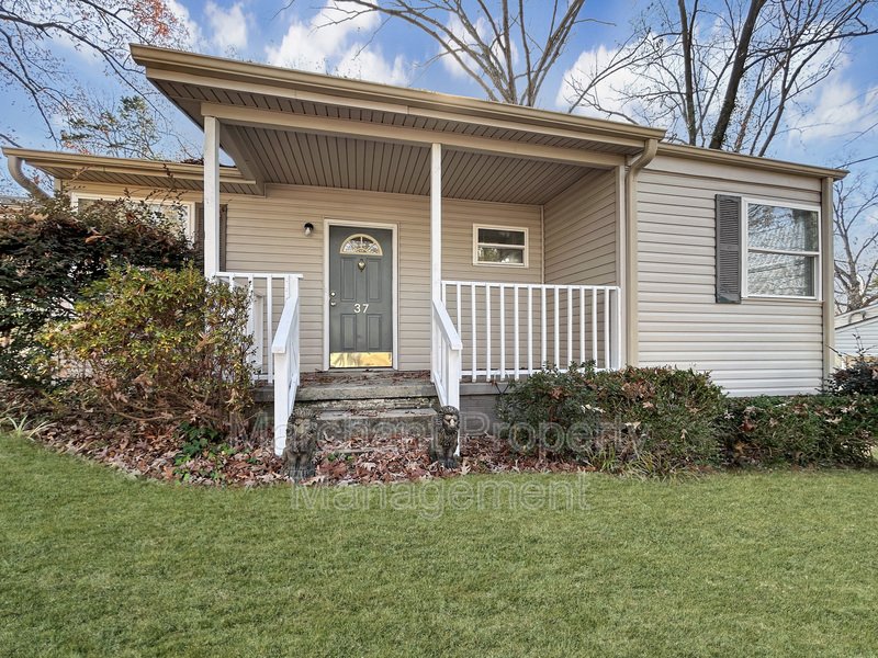 2br, 1 ba in Augusta Road Area property image