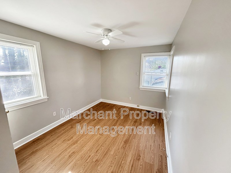 2br, 1 ba in Augusta Road Area property image