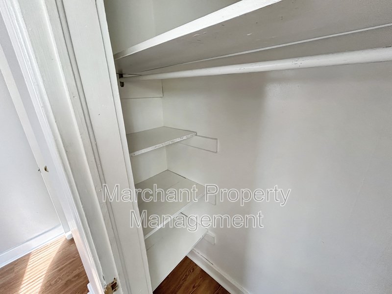 2br, 1 ba in Augusta Road Area property image