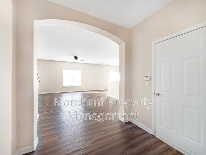 3BR, 2.5BA in Riverside School Dist. property image