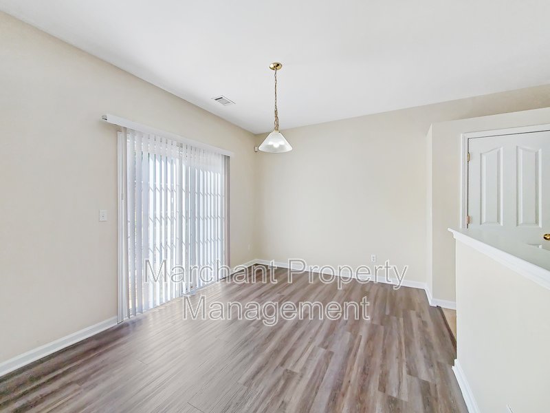 3BR, 2.5BA in Riverside School Dist. property image