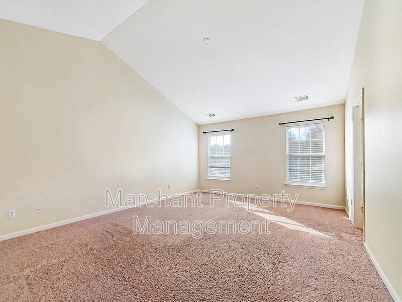 3BR, 2.5BA in Riverside School Dist. property image