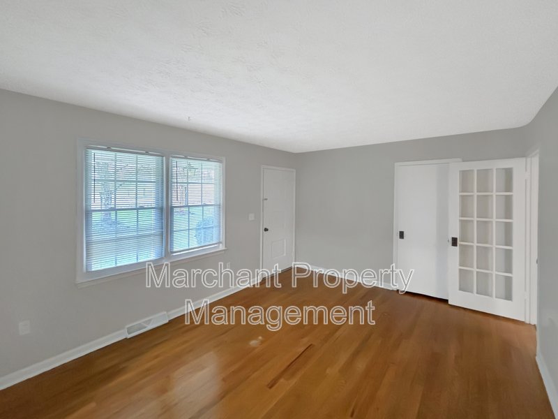 15 Wood Circle property image