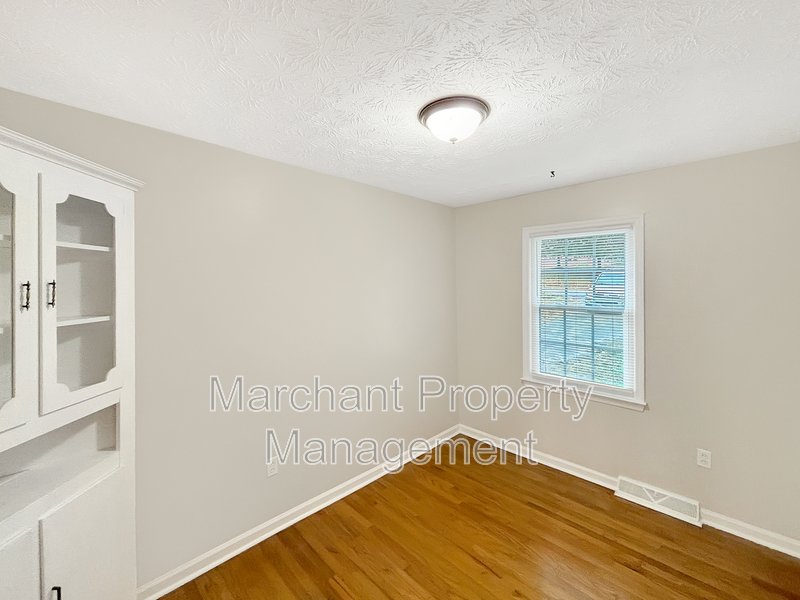 15 Wood Circle property image