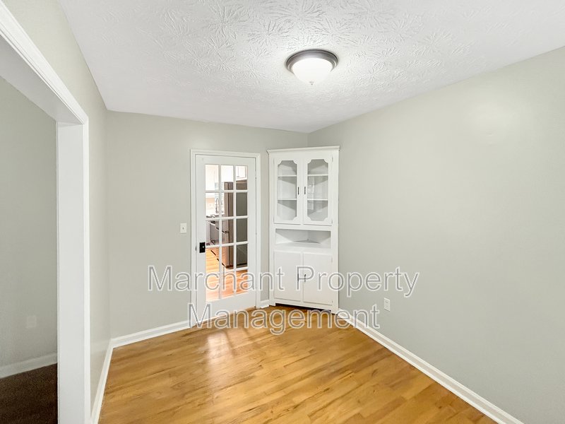 15 Wood Circle property image
