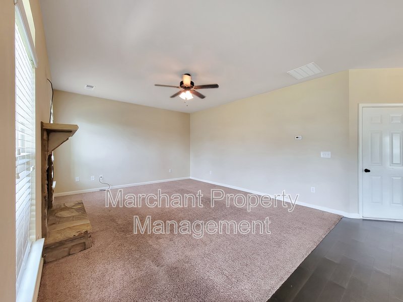 Quiet Simpsonville 4 bedroom Home! property image