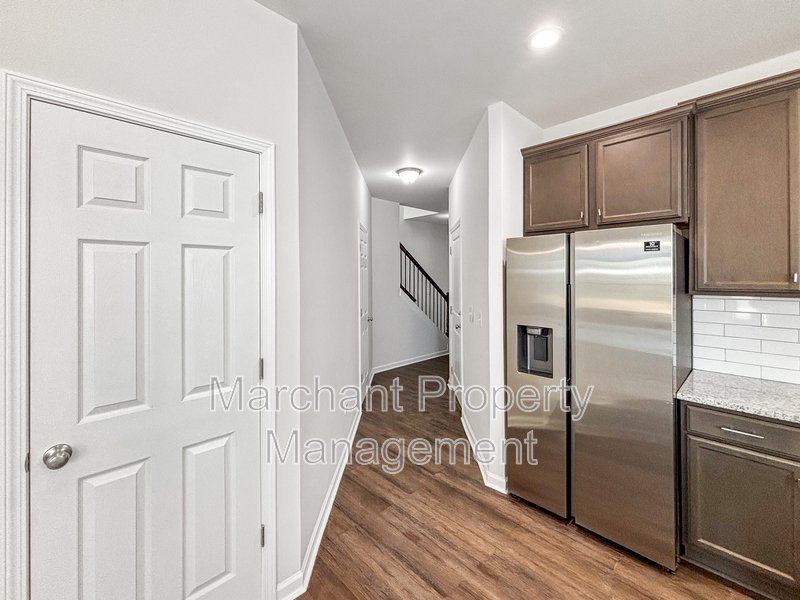 6 Ashborne Lane property image