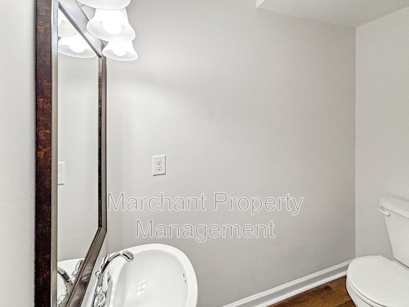 6 Ashborne Lane property image