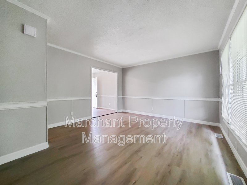 Updated 4BR/2BA in Greer property image