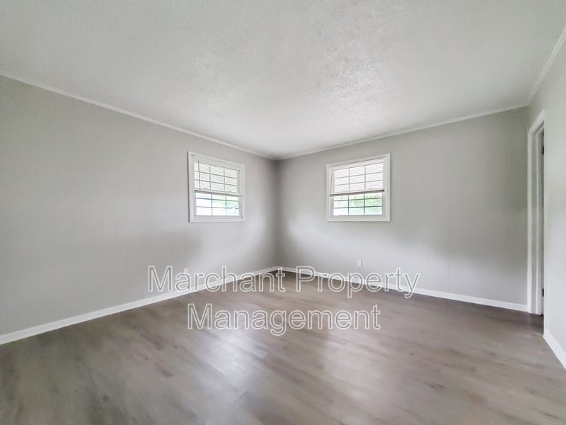 Updated 4BR/2BA in Greer property image