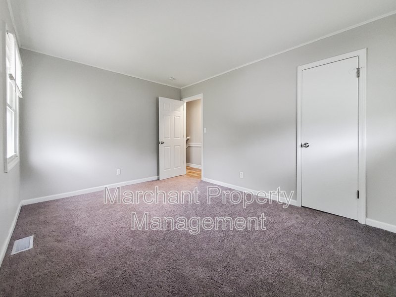 Updated 4BR/2BA in Greer property image