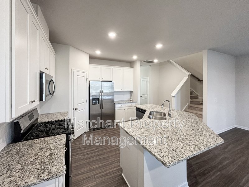 2022 Townhome in desirable Hawkins Park Community! property image