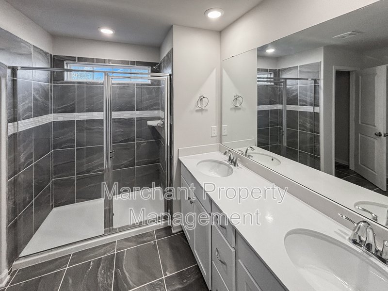 2022 Townhome in desirable Hawkins Park Community! property image