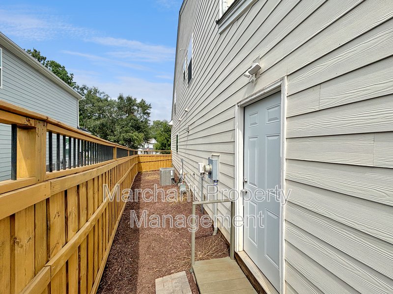 28 Arnold Mill Road property image