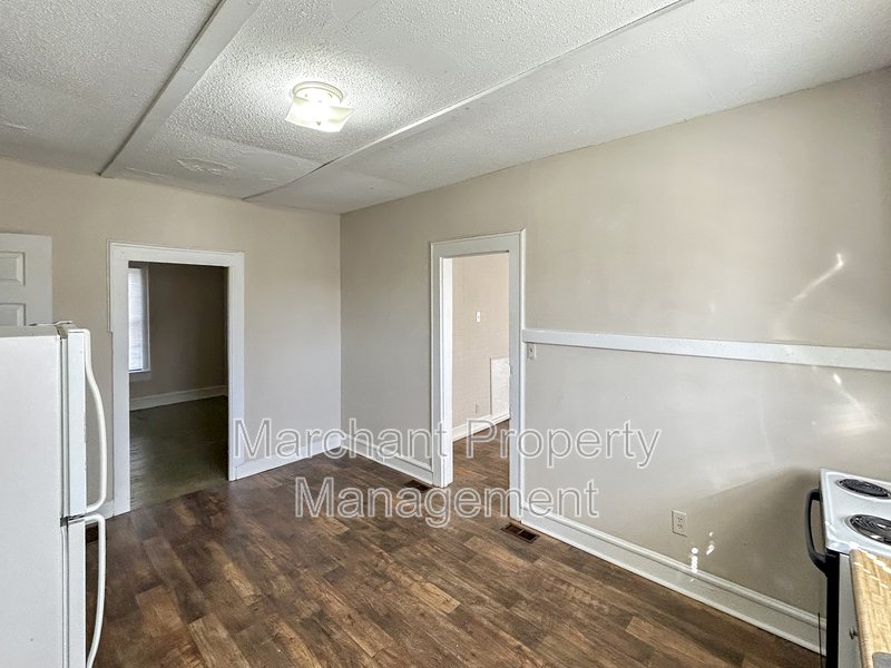 Beautifully remodeled 2 BR house in West Greenville property image