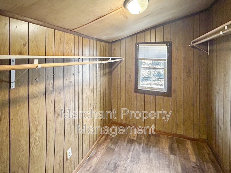 Beautifully remodeled 2 BR house in West Greenville property image