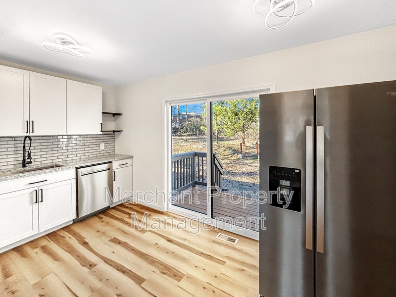 279 Pioneer Place property image