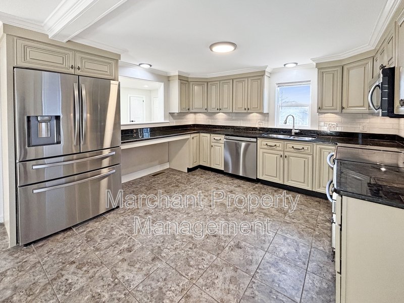 8 E. Sable Court property image