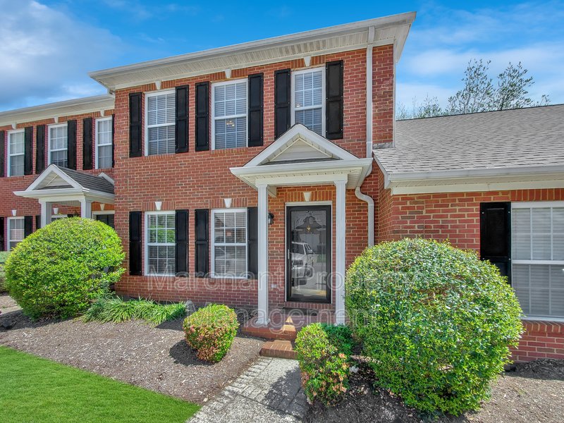 Desirable Town Home Community! property image