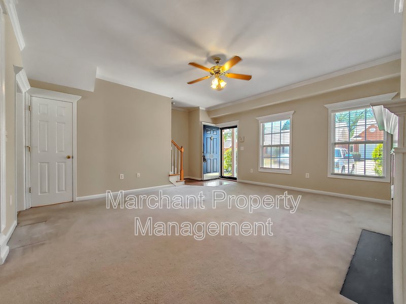 Desirable Town Home Community! property image