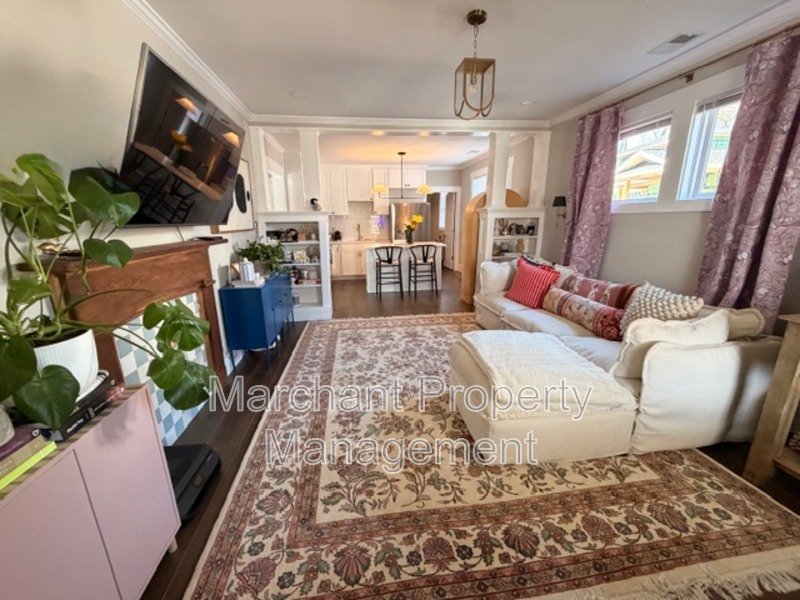 112 Elm Street property image