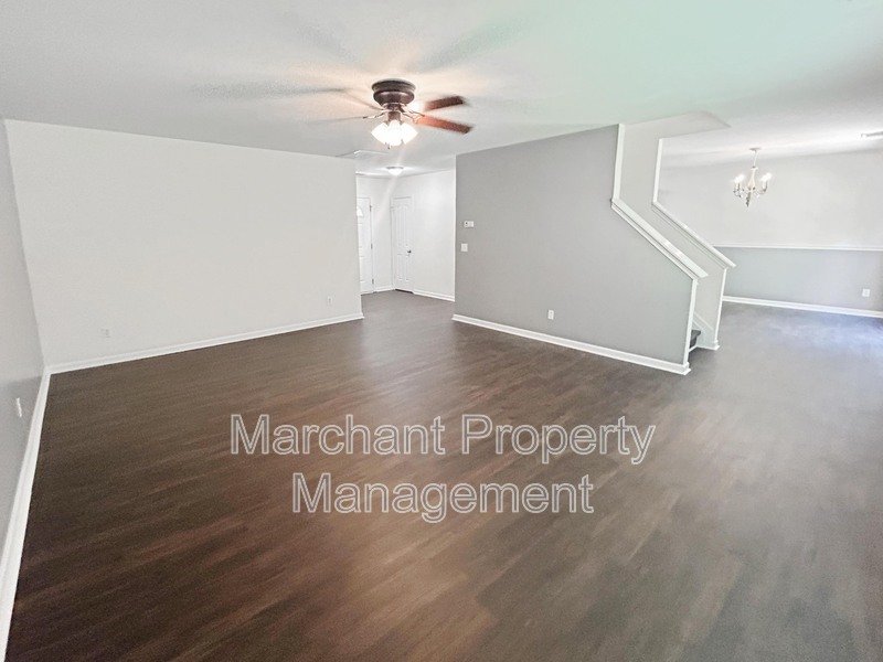 Riverside Area 3BR/2.5 BA in Cul-De-Sac property image