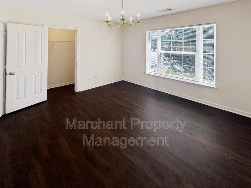 Riverside Area 3BR/2.5 BA in Cul-De-Sac property image