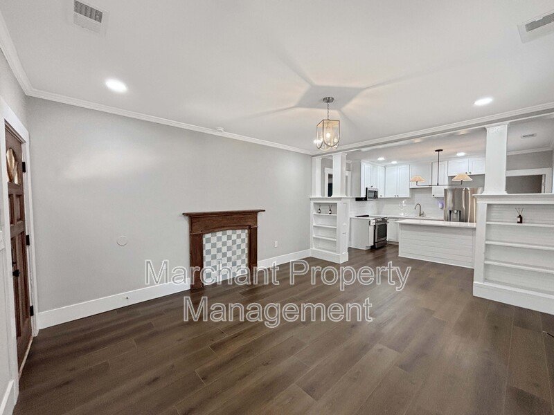 112 Elm Street property image