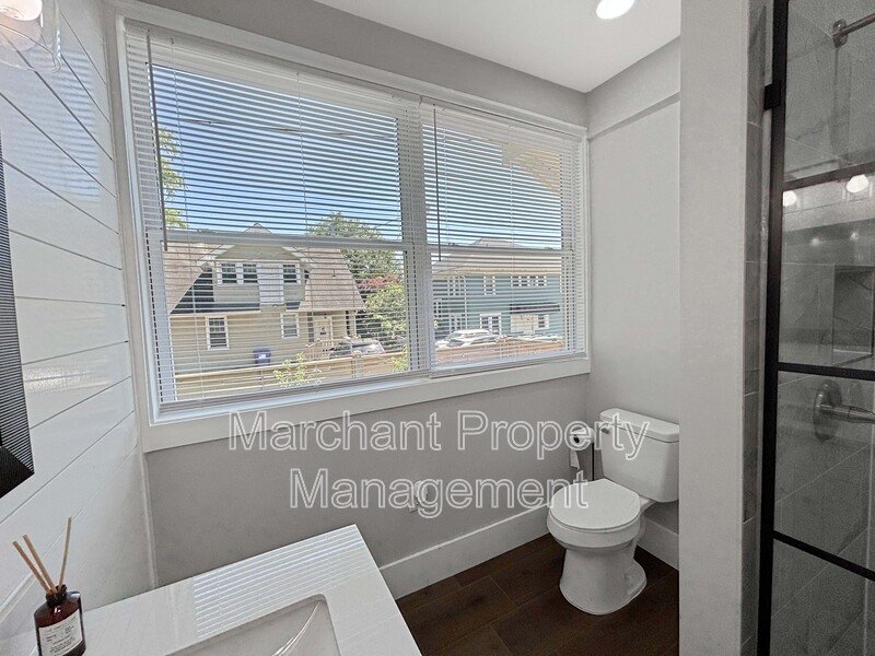 112 Elm Street property image