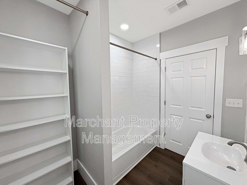 112 Elm Street property image