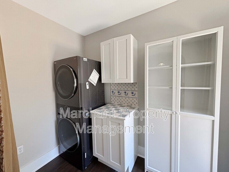 112 Elm Street property image
